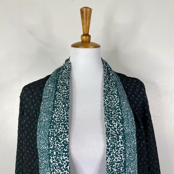 Chicos Travelers Crinkle Shirt Open Front Black Green Sz. 0 (Small) - Picture 5 of 11